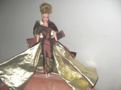 BARBIE GOLD MAIN_03